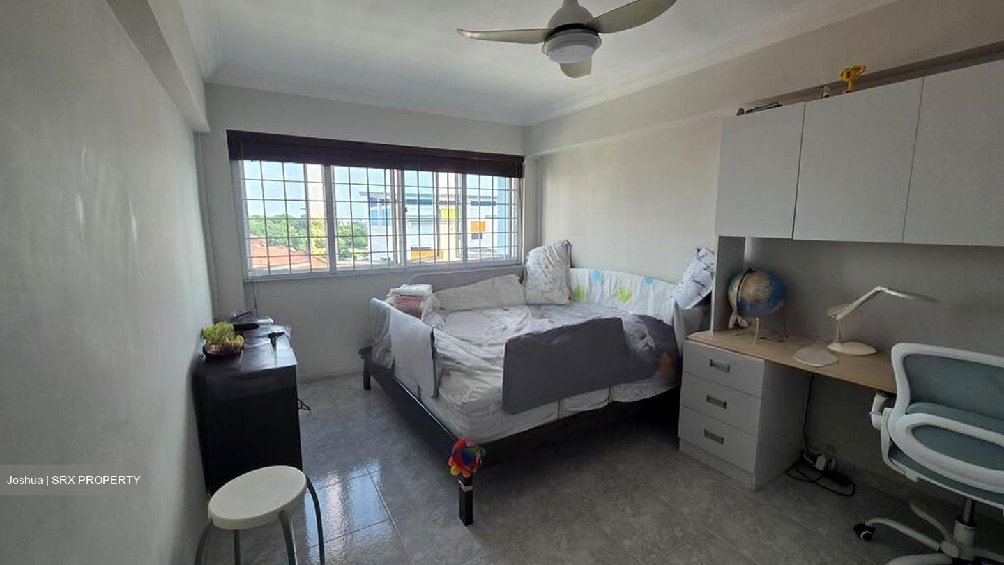 Blk 161 Chong Pang Vista (Yishun), HDB 5 Rooms #580242481